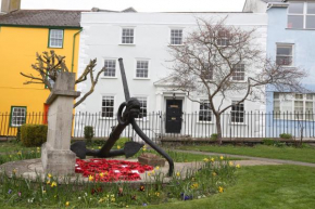Duke of Monmouth penthouse apartment, Lyme Regis